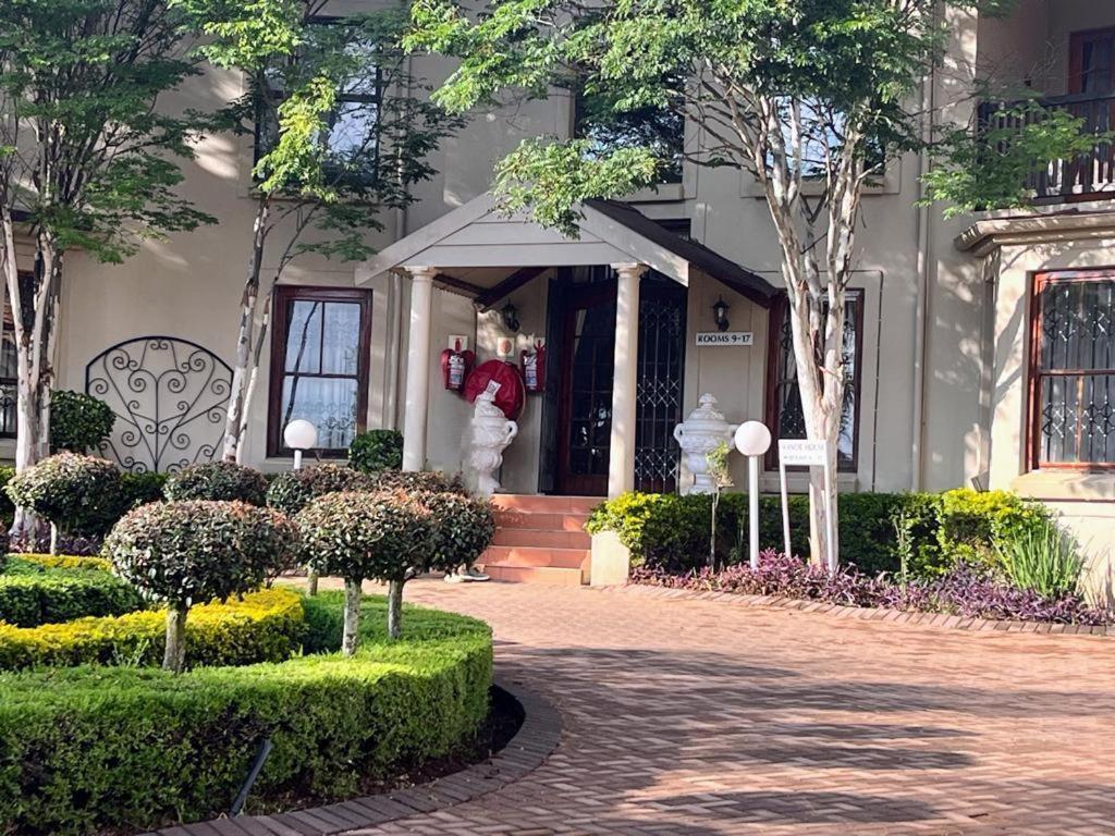 Hotel Hole In One Roodepoort Exteriér fotografie